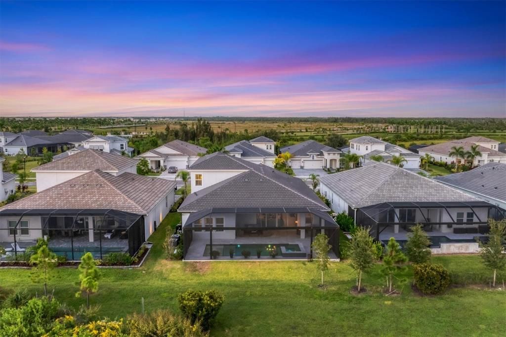 На продажу: $1,300,000 (4 спален, 4 ванн, 3673 Квадратных фут)