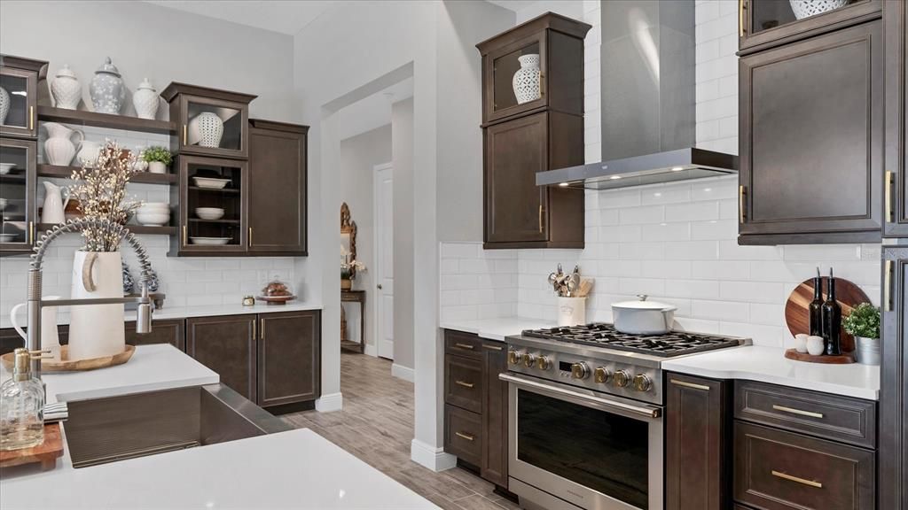 На продажу: $1,300,000 (4 спален, 4 ванн, 3673 Квадратных фут)