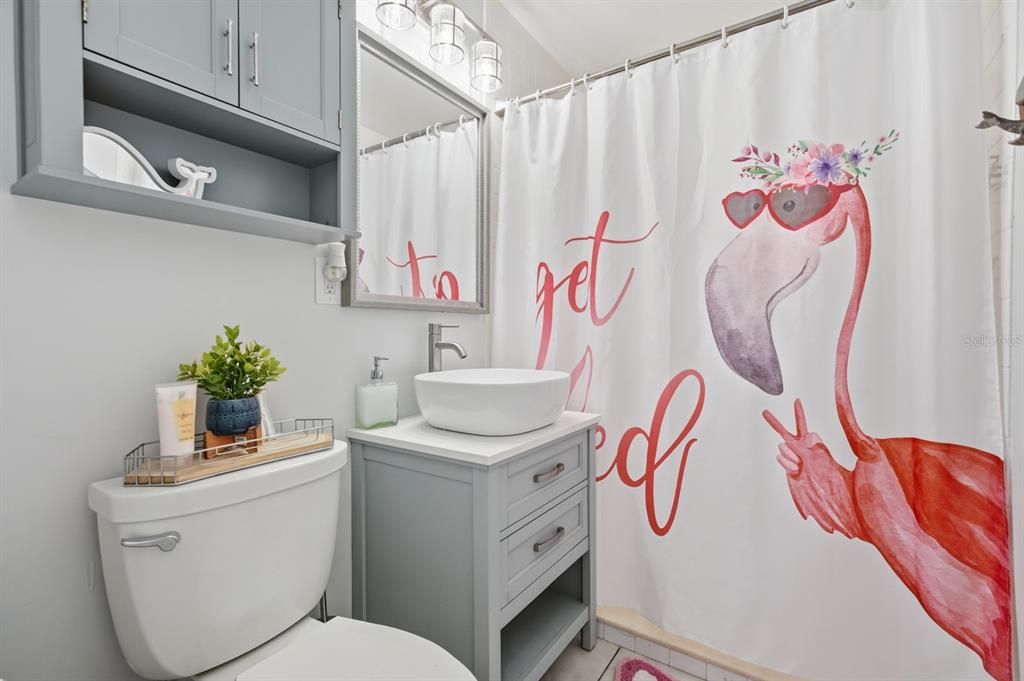 For Sale: $334,999 (3 beds, 2 baths, 1300 Square Feet)