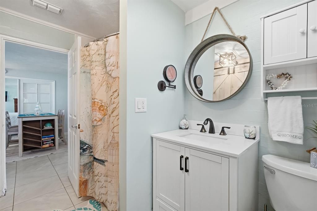 For Sale: $334,999 (3 beds, 2 baths, 1300 Square Feet)