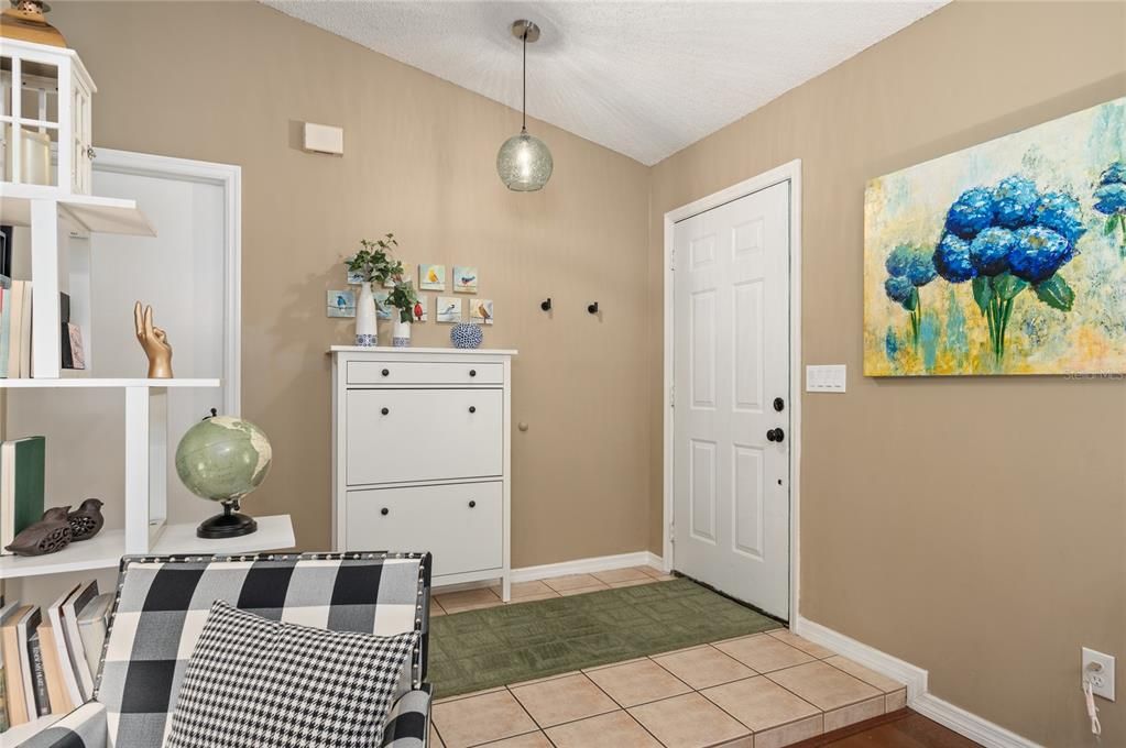 For Sale: $378,800 (3 beds, 2 baths, 1853 Square Feet)