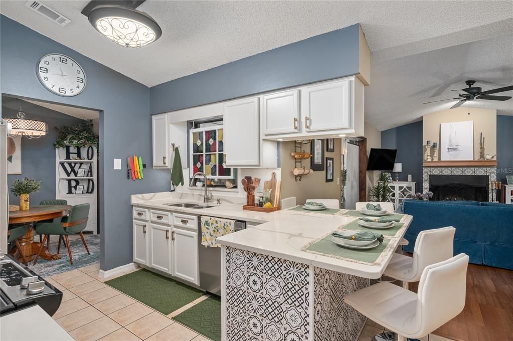 For Sale: $378,800 (3 beds, 2 baths, 1853 Square Feet)