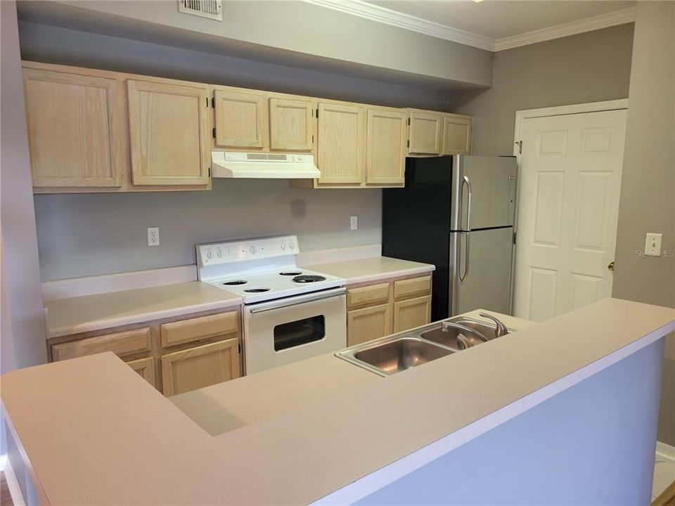 For Rent: $1,600 (2 beds, 2 baths, 1164 Square Feet)