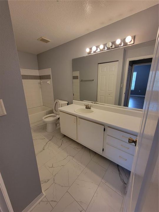 For Rent: $1,600 (2 beds, 2 baths, 1164 Square Feet)