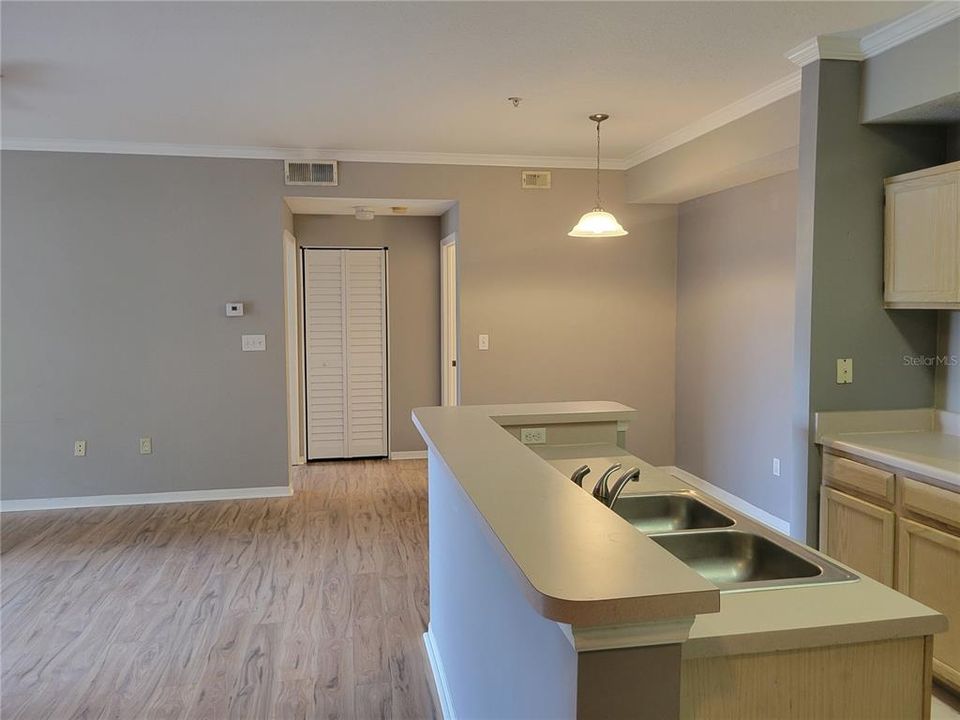 For Rent: $1,600 (2 beds, 2 baths, 1164 Square Feet)