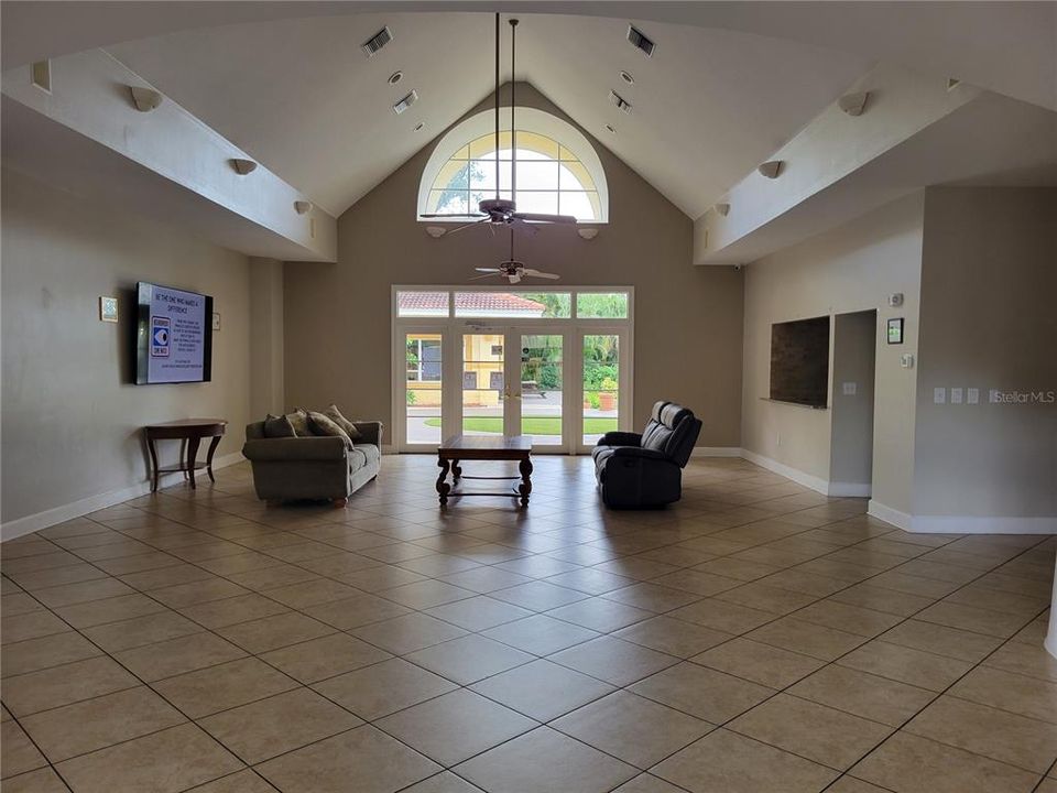 For Rent: $1,600 (2 beds, 2 baths, 1164 Square Feet)