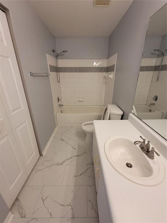 For Rent: $1,600 (2 beds, 2 baths, 1164 Square Feet)