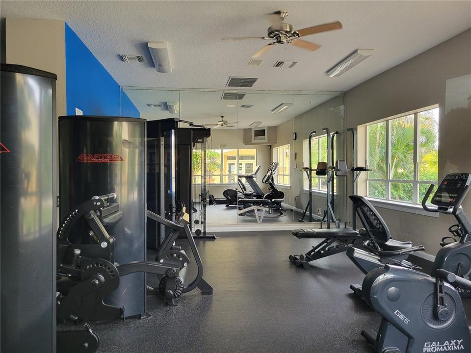 For Rent: $1,600 (2 beds, 2 baths, 1164 Square Feet)