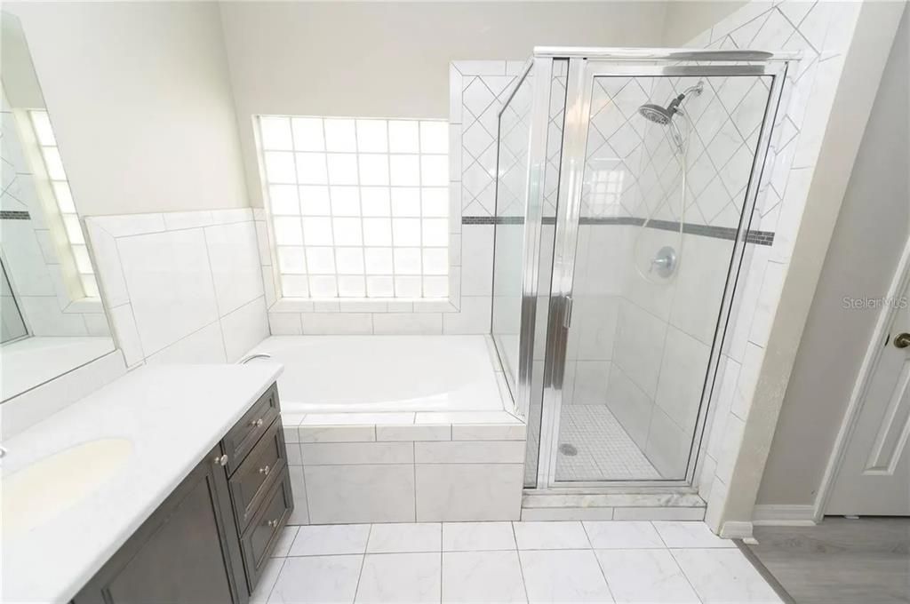 For Rent: $2,900 (3 beds, 2 baths, 1654 Square Feet)