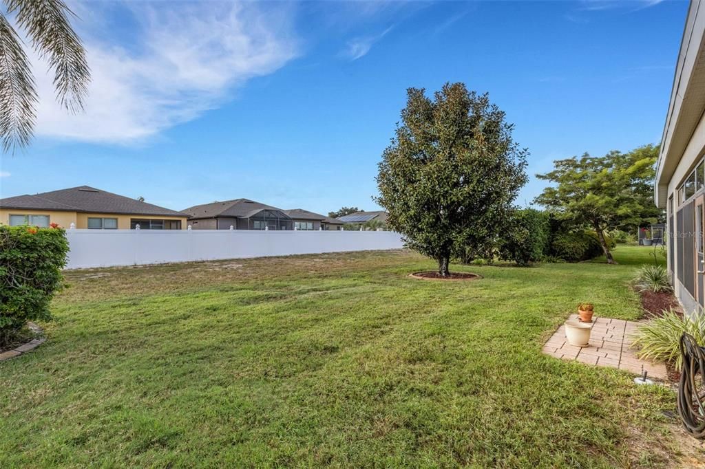 Под контрактом: $349,900 (2 спален, 2 ванн, 1728 Квадратных фут)