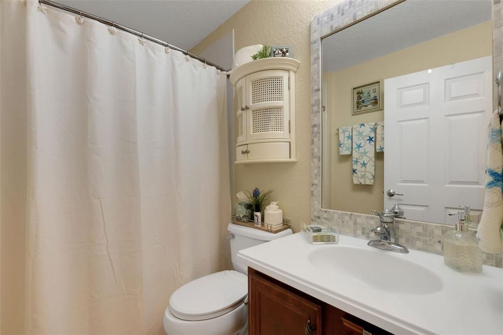 Под контрактом: $349,900 (2 спален, 2 ванн, 1728 Квадратных фут)