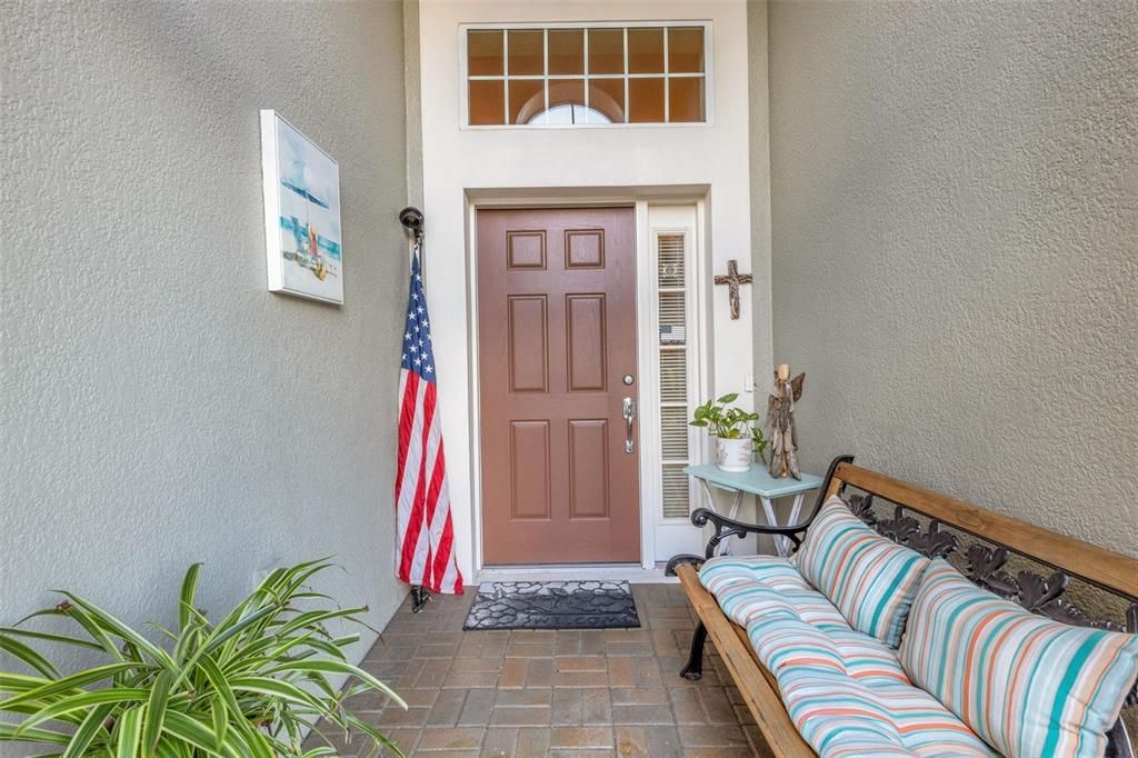 Под контрактом: $349,900 (2 спален, 2 ванн, 1728 Квадратных фут)