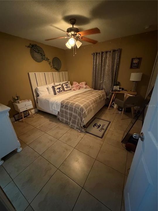 For Sale: $259,000 (3 beds, 2 baths, 1263 Square Feet)