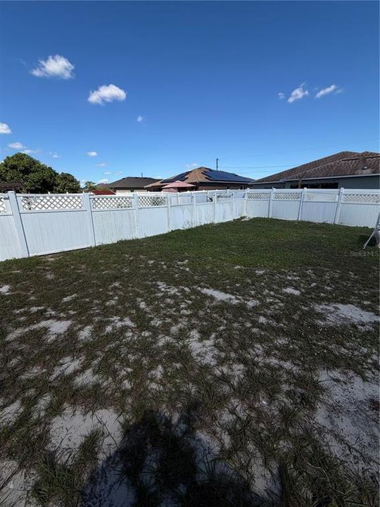 For Sale: $259,000 (3 beds, 2 baths, 1263 Square Feet)