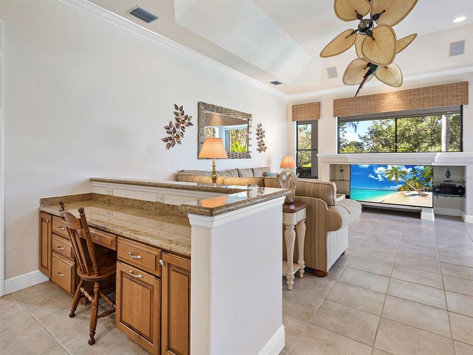 待售: $990,000 (3 贝兹, 3 浴室, 2701 平方英尺)