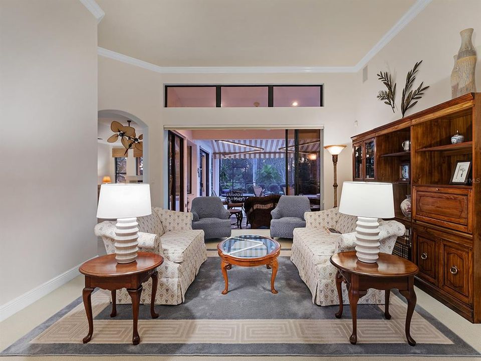 待售: $990,000 (3 贝兹, 3 浴室, 2701 平方英尺)