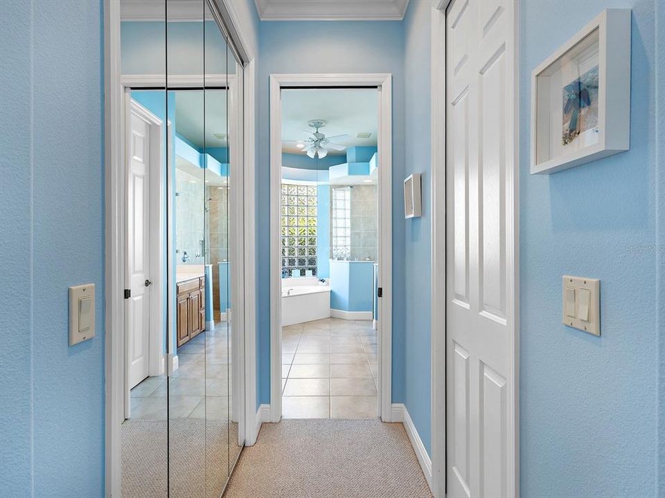 待售: $990,000 (3 贝兹, 3 浴室, 2701 平方英尺)