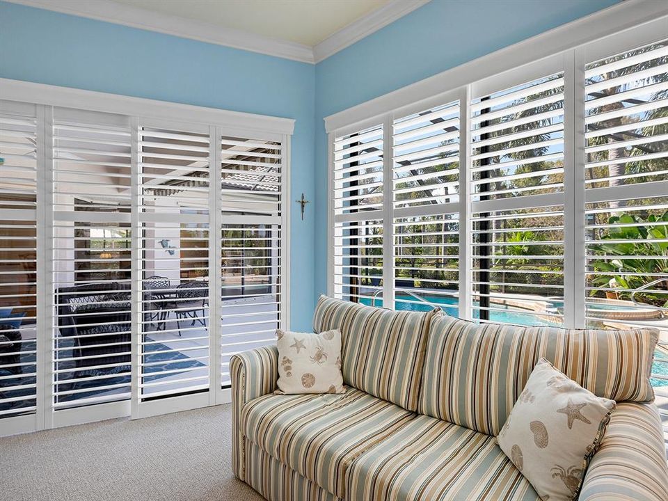 待售: $990,000 (3 贝兹, 3 浴室, 2701 平方英尺)