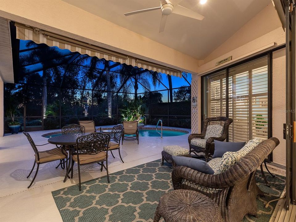 待售: $990,000 (3 贝兹, 3 浴室, 2701 平方英尺)