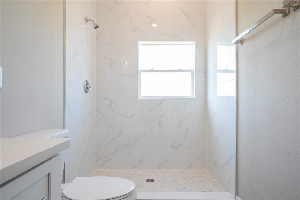 For Sale: $335,000 (3 beds, 2 baths, 1586 Square Feet)