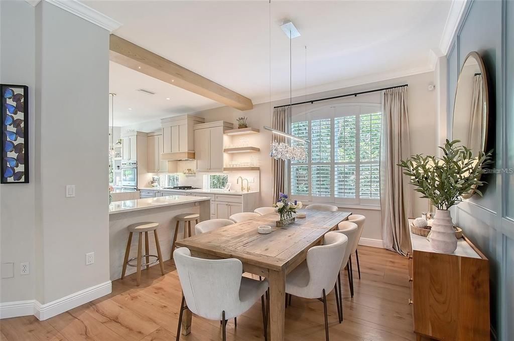 For Sale: $2,295,000 (4 beds, 3 baths, 2722 Square Feet)