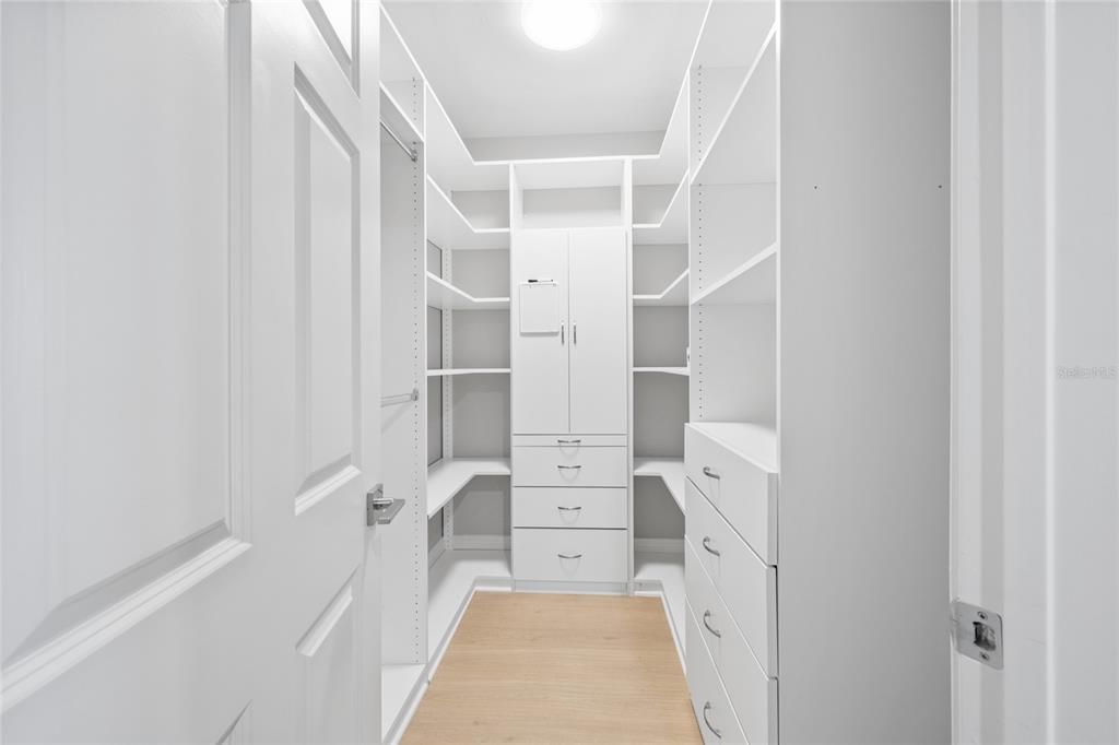 待售: $1,450,000 (2 贝兹, 2 浴室, 2340 平方英尺)