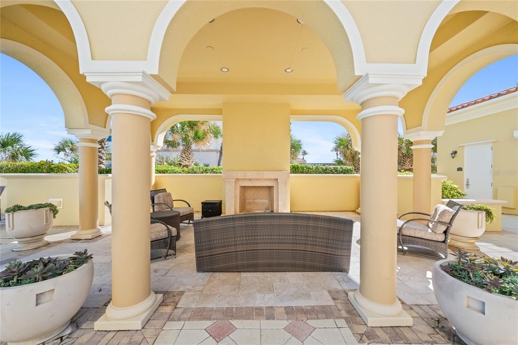 待售: $1,450,000 (2 贝兹, 2 浴室, 2340 平方英尺)