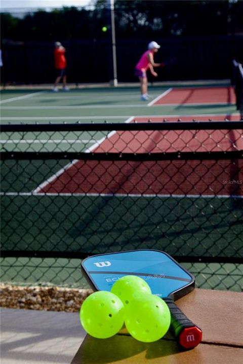 待售: $1,450,000 (2 贝兹, 2 浴室, 2340 平方英尺)