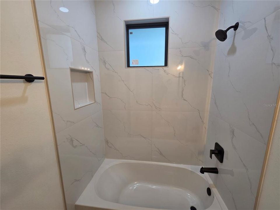 En Venta: $339,698 (3 camas, 2 baños, 1500 Pies cuadrados)