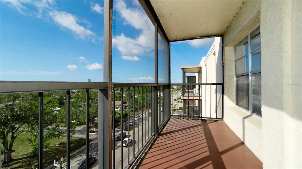 待售: $165,999 (2 贝兹, 2 浴室, 940 平方英尺)