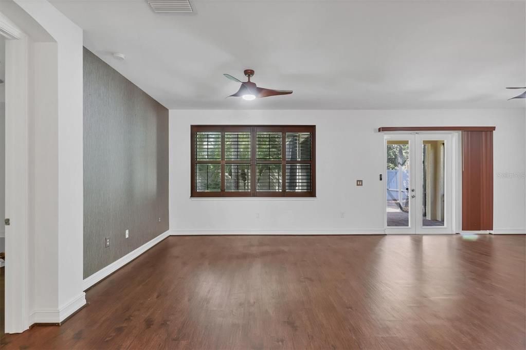 待售: $429,000 (3 贝兹, 2 浴室, 1806 平方英尺)