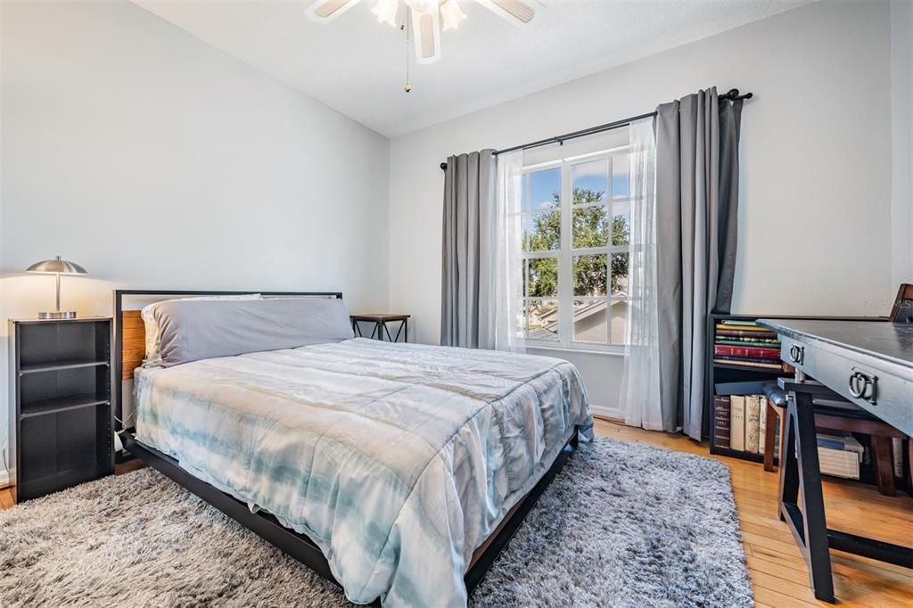 For Sale: $325,000 (2 beds, 2 baths, 1235 Square Feet)