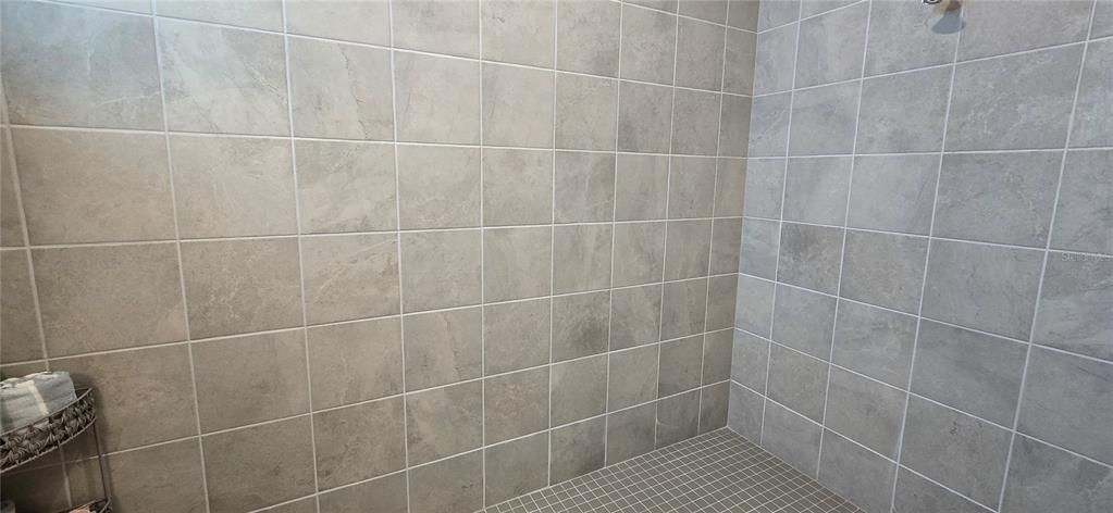 待售: $639,900 (3 贝兹, 3 浴室, 2459 平方英尺)