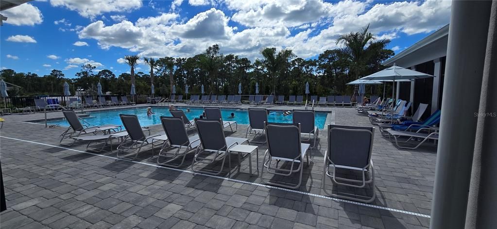 待售: $639,900 (3 贝兹, 3 浴室, 2459 平方英尺)