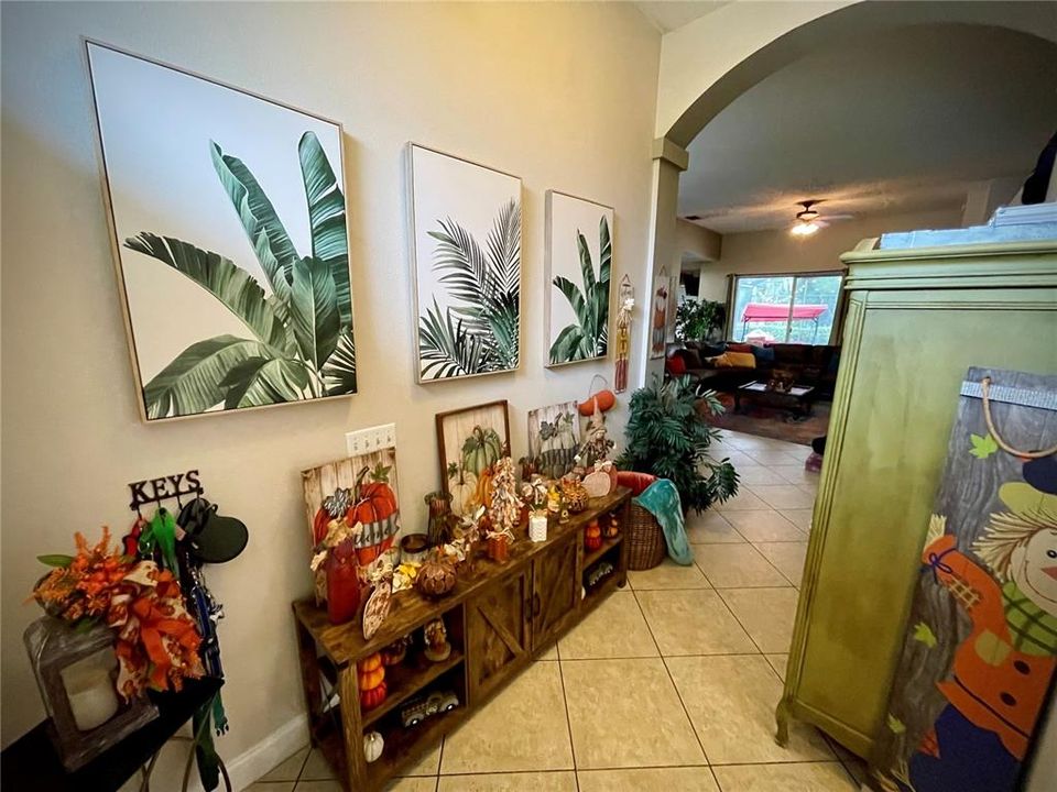 На продажу: $480,000 (3 спален, 2 ванн, 1692 Квадратных фут)