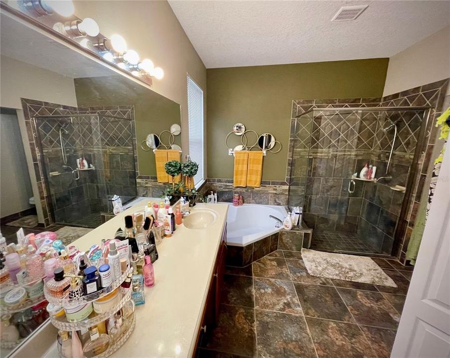 На продажу: $480,000 (3 спален, 2 ванн, 1692 Квадратных фут)