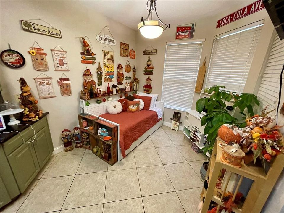 На продажу: $480,000 (3 спален, 2 ванн, 1692 Квадратных фут)