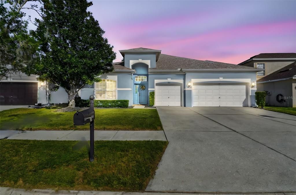 На продажу: $435,000 (4 спален, 3 ванн, 2375 Квадратных фут)