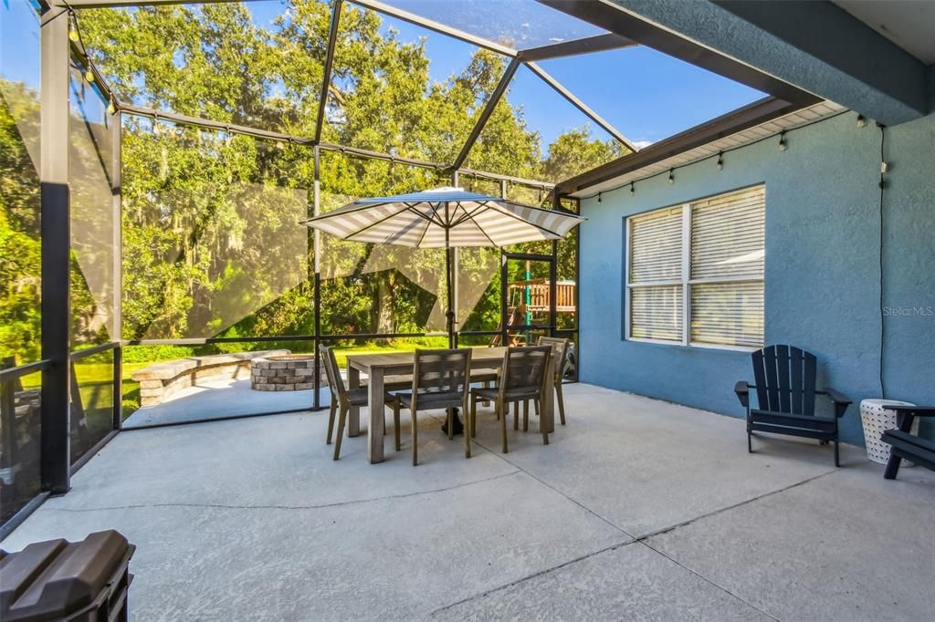 На продажу: $435,000 (4 спален, 3 ванн, 2375 Квадратных фут)