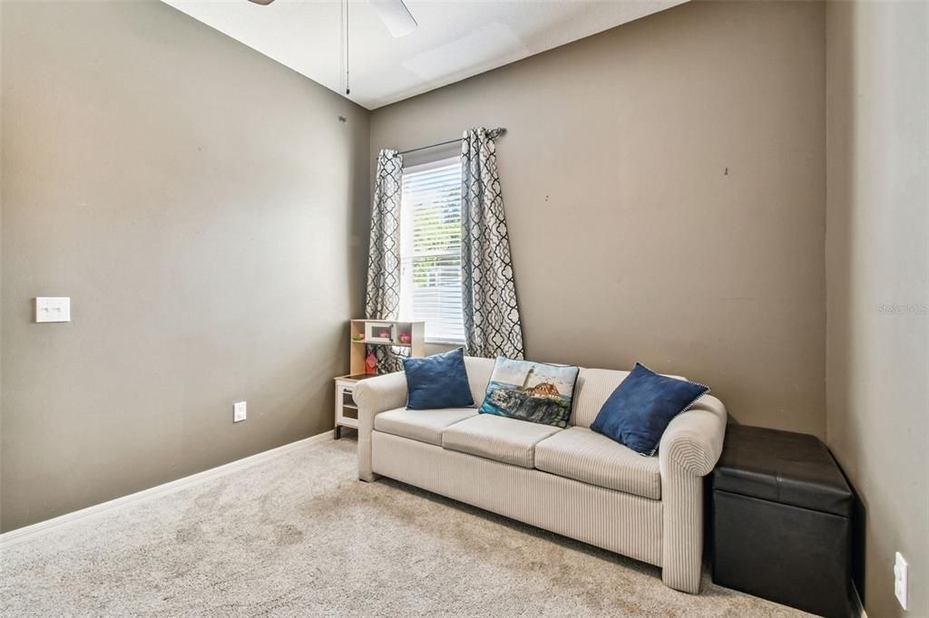 На продажу: $435,000 (4 спален, 3 ванн, 2375 Квадратных фут)