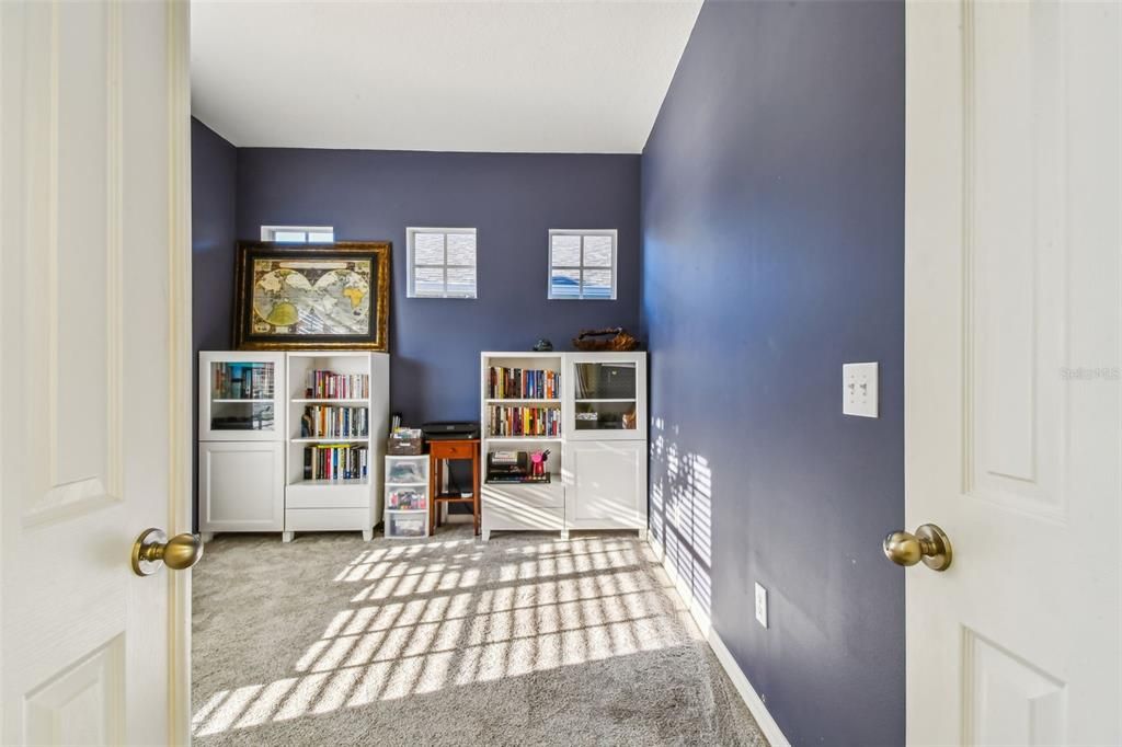 На продажу: $435,000 (4 спален, 3 ванн, 2375 Квадратных фут)