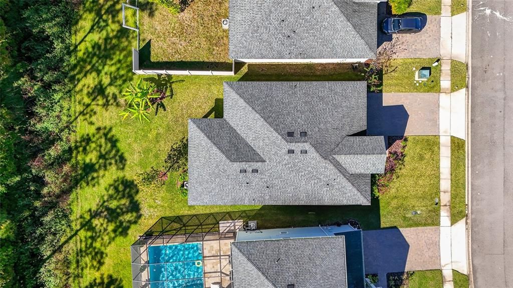 Под контрактом: $339,900 (3 спален, 2 ванн, 1626 Квадратных фут)