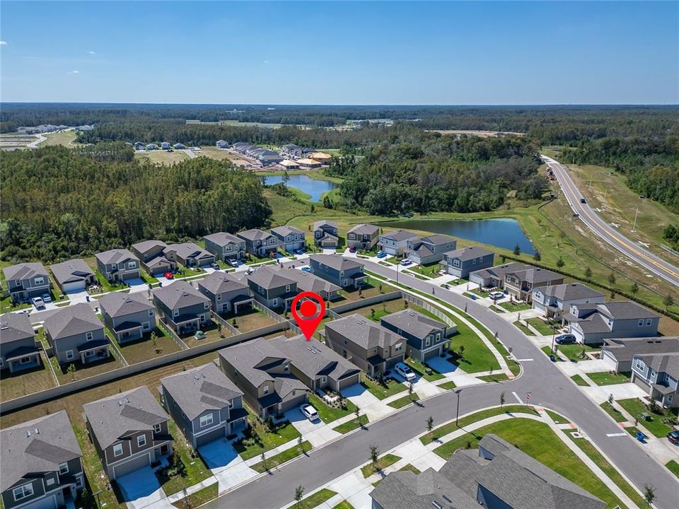 For Rent: $2,300 (3 beds, 2 baths, 1448 Square Feet)