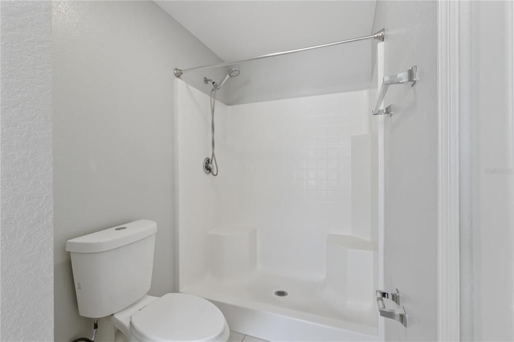 En Renta: $1,950 (3 camas, 2 baños, 1850 Pies cuadrados)