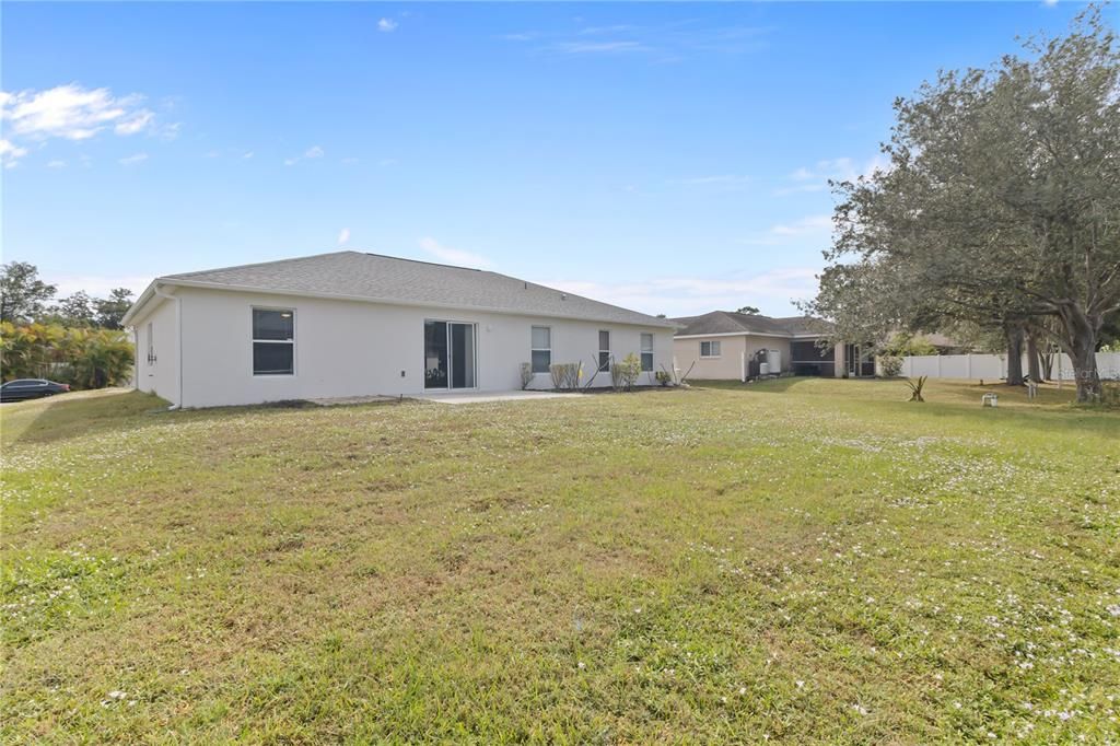 En Renta: $1,950 (3 camas, 2 baños, 1850 Pies cuadrados)