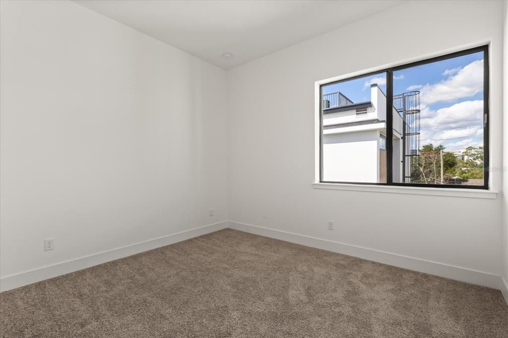 В аренду: $3,680 (4 спален, 3 ванн, 2280 Квадратных фут)