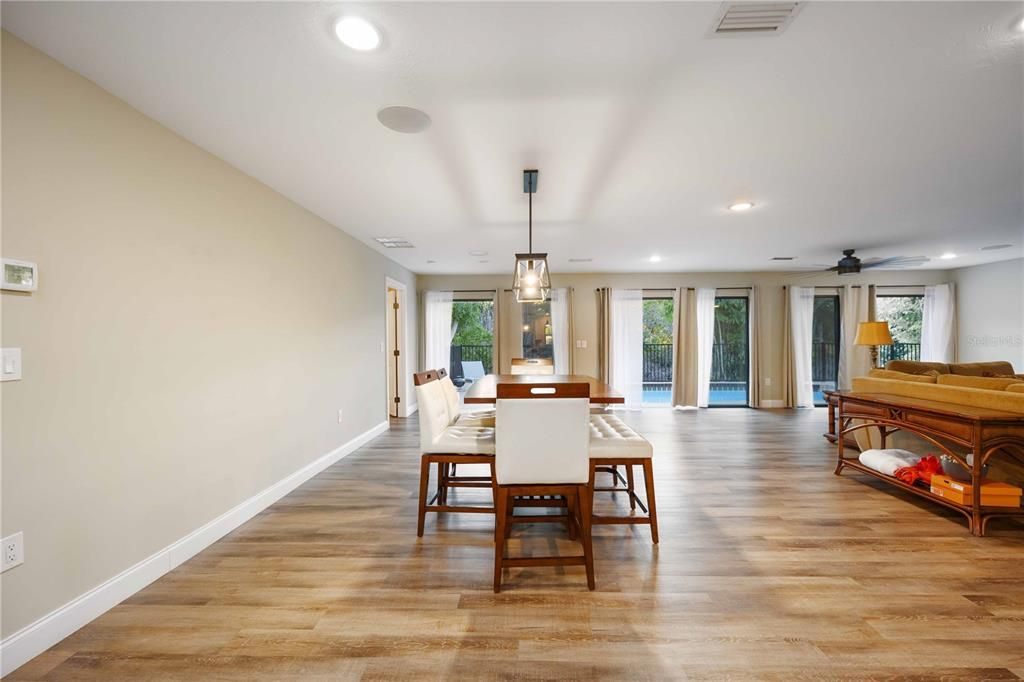 For Sale: $1,129,000 (3 beds, 2 baths, 2255 Square Feet)