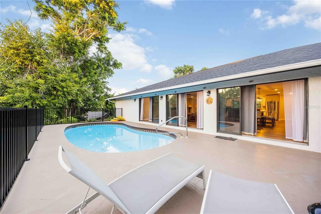 For Sale: $1,129,000 (3 beds, 2 baths, 2255 Square Feet)