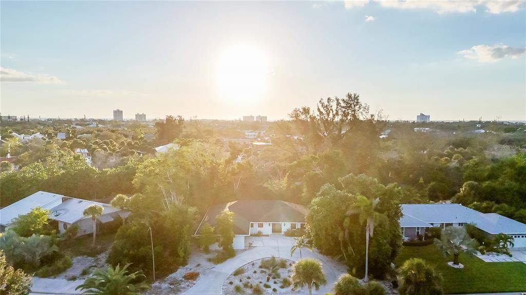 For Sale: $1,129,000 (3 beds, 2 baths, 2255 Square Feet)