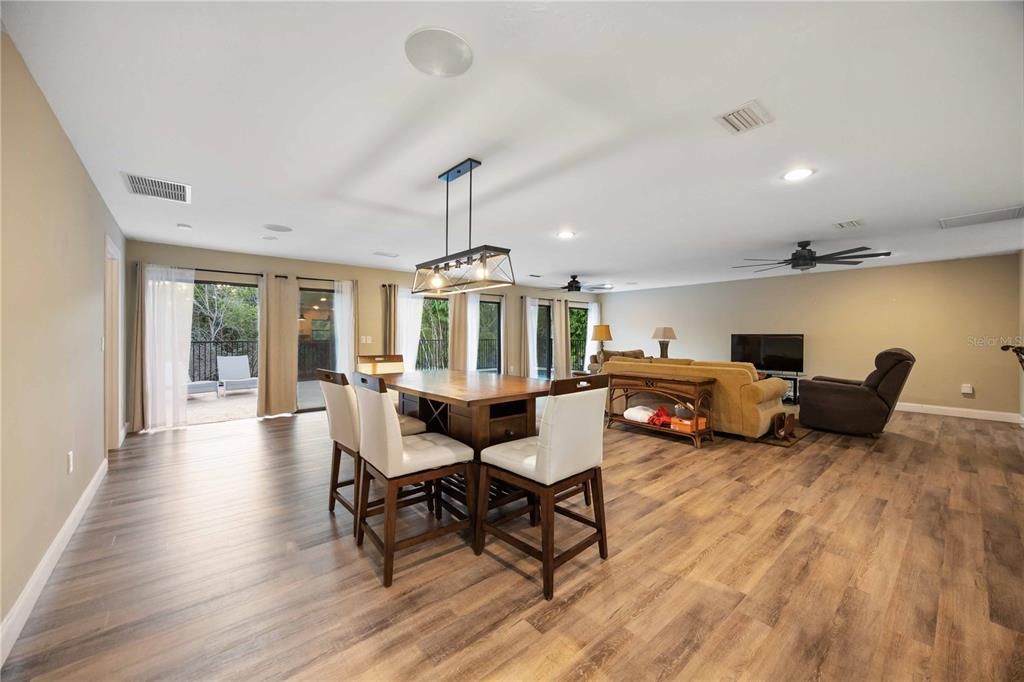 For Sale: $1,129,000 (3 beds, 2 baths, 2255 Square Feet)